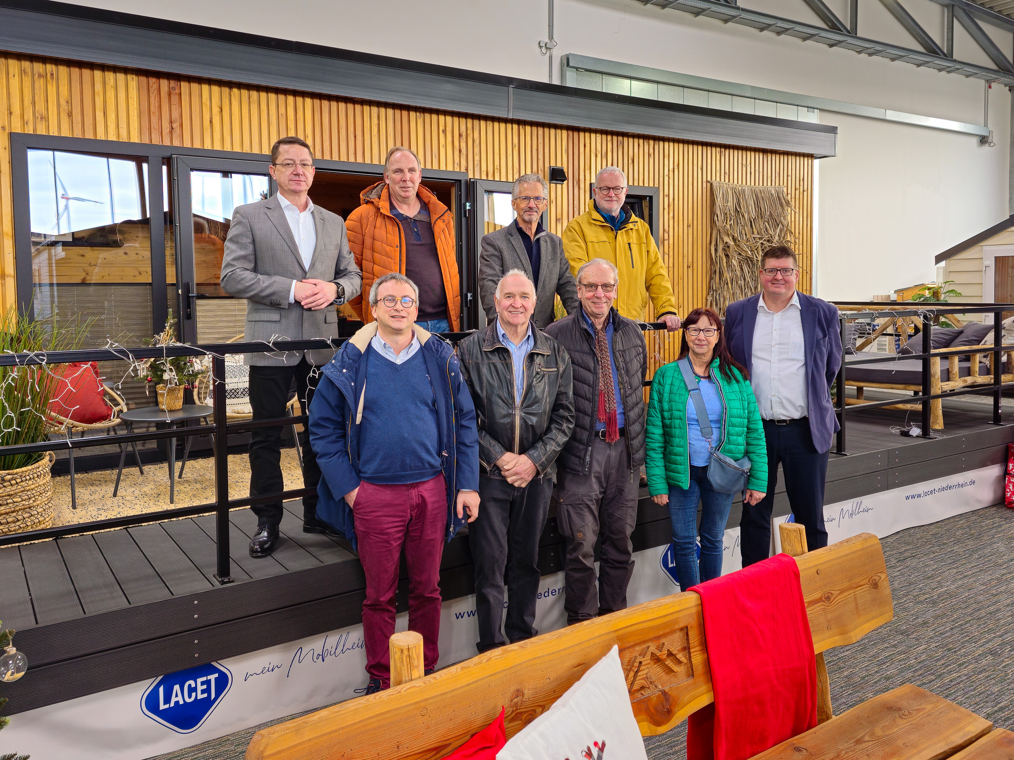 Besuchergruppe aus der AG Umwelt des CDU-Kreisvorstandes Kleve und des CDA-Kreisvorstandes bei der Firma Lacet in Herongen.
